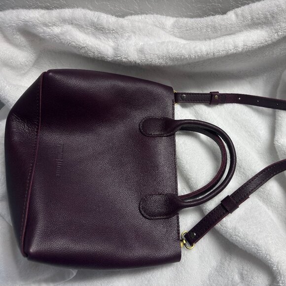 Portland Leather Large Premium Raindrop with zipper in plum. - Picture 2 of 10